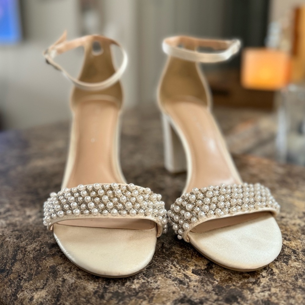 Elegant Cream Pearl-Embellished Women's Heels